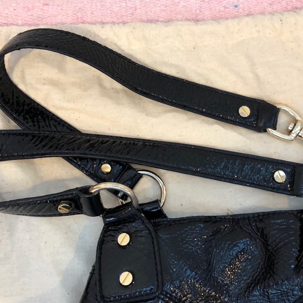 Black patent leather tote/large satchel - Picture 7 of 10